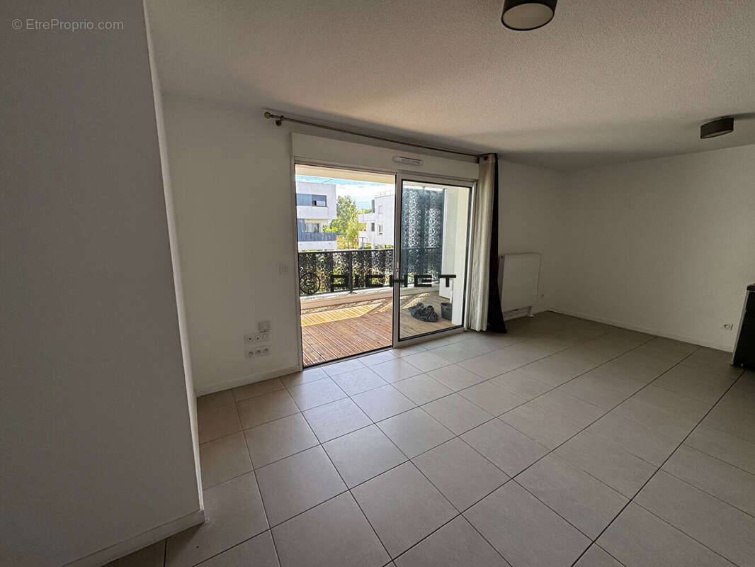 Appartement à VILLENAVE-D'ORNON