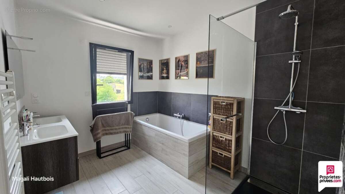 Maison d'exception avec prestations de qualité, 11 pièce(s) 283 m2 - photo 13