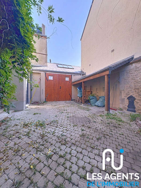 Maison à FAY-AUX-LOGES