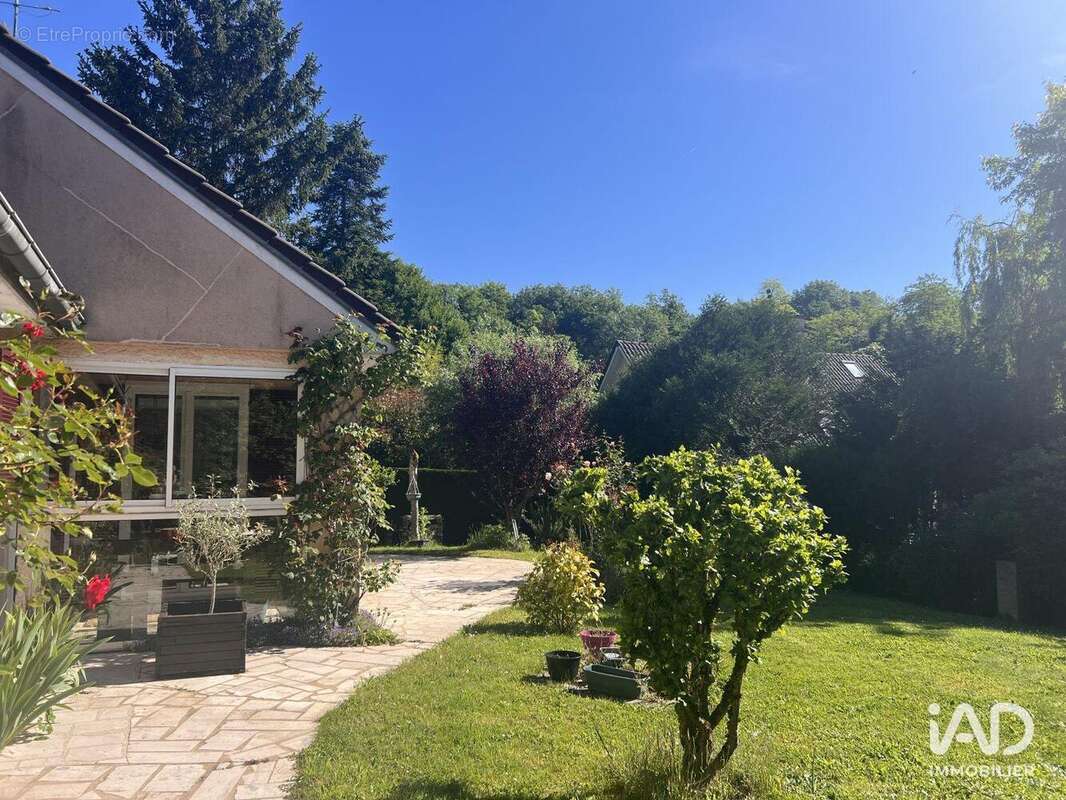 Photo 4 - Maison à VILLECRESNES