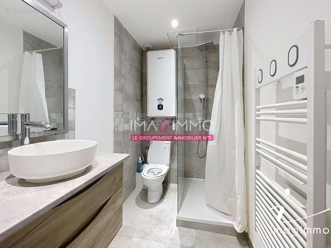 Appartement à SAINT-JEAN-DE-VEDAS