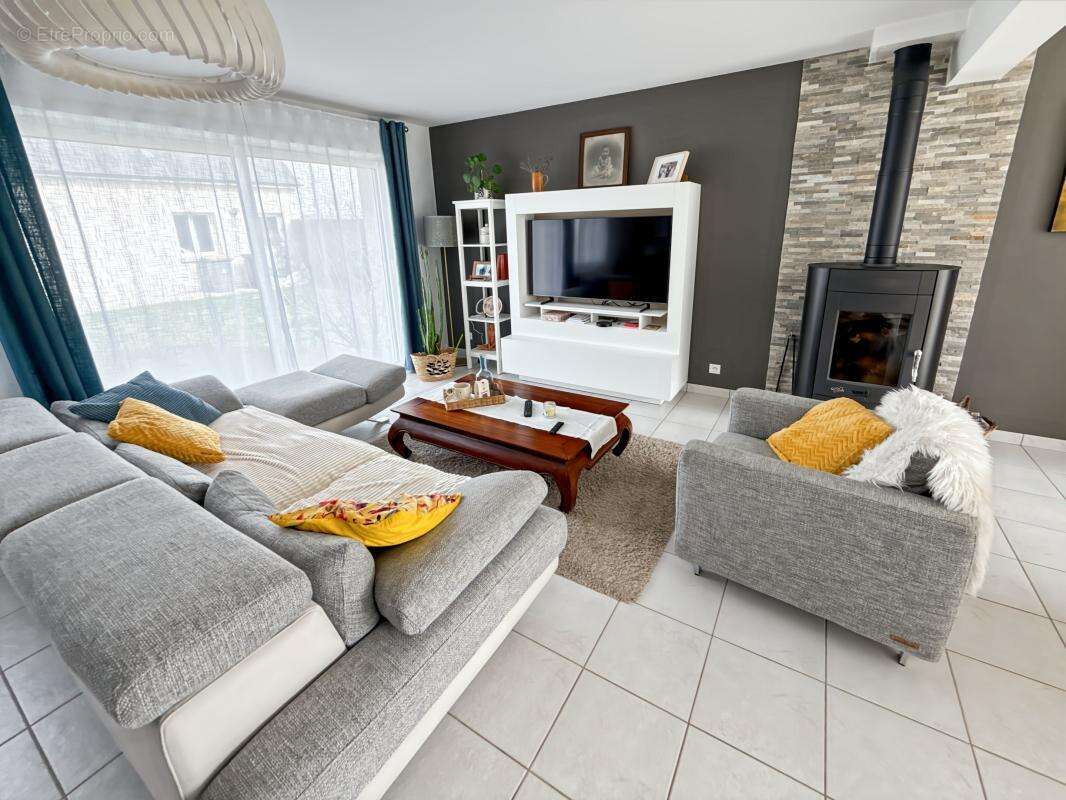 Maison à SAINT-DENIS-EN-VAL