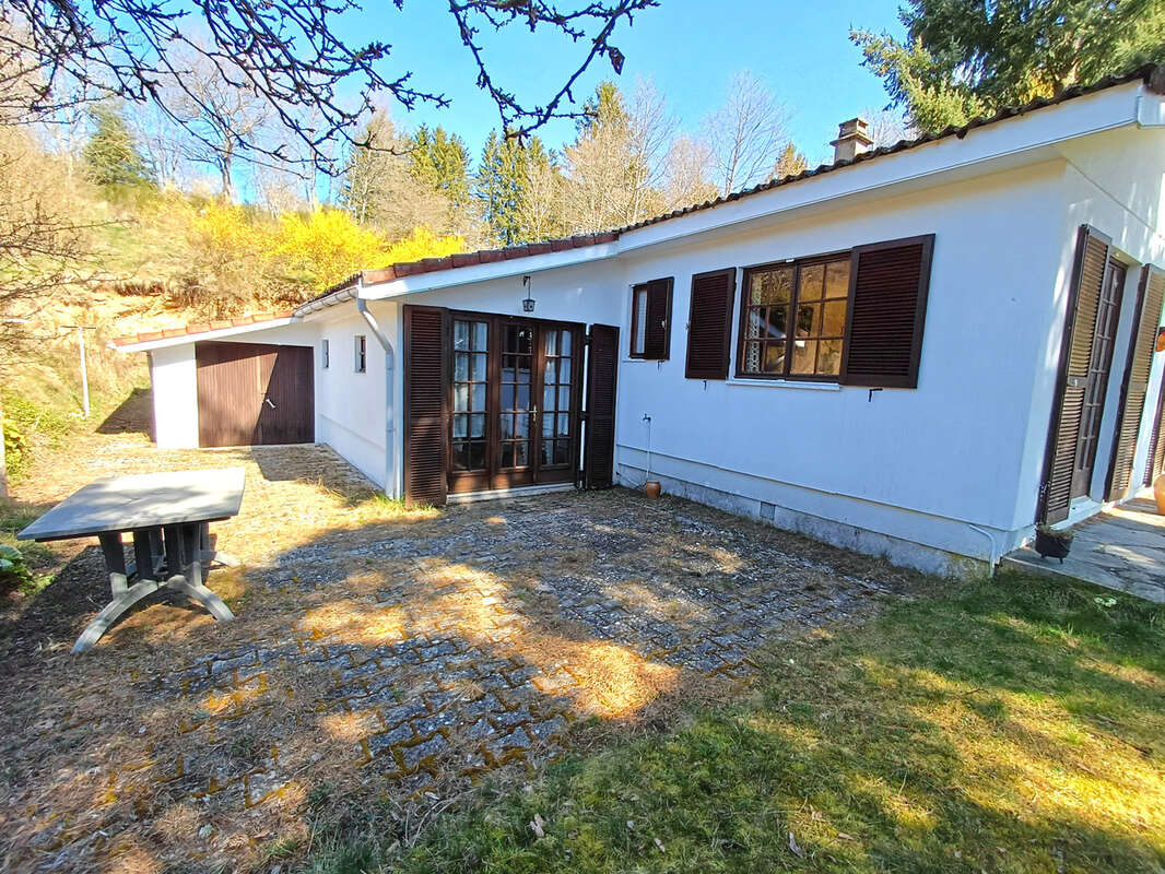 Maison à CRAPONNE-SUR-ARZON