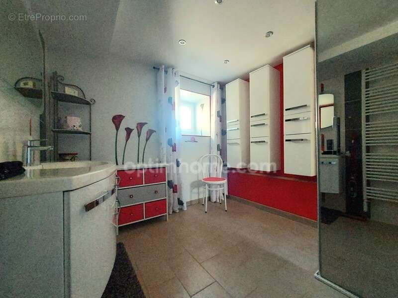 Maison à MARCILLE-LA-VILLE