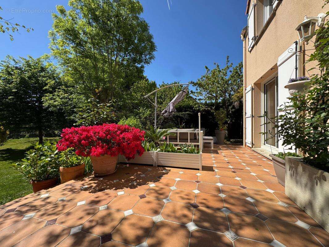 Maison à MAROLLES-EN-HUREPOIX
