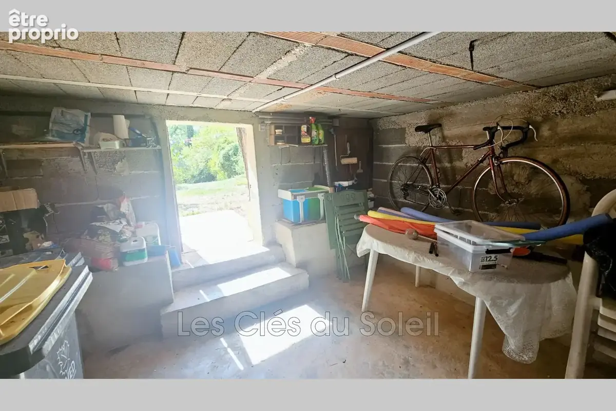 Maison 4 pièces 95 m² à vendre à Vins-Sur-Caramy (83170) - photo 7