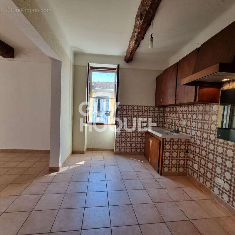 Appartement à ROGNONAS