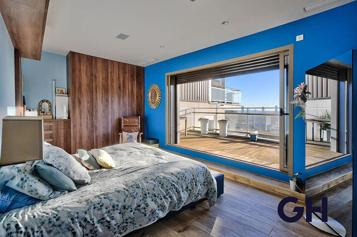 Appartement à CALUIRE-ET-CUIRE