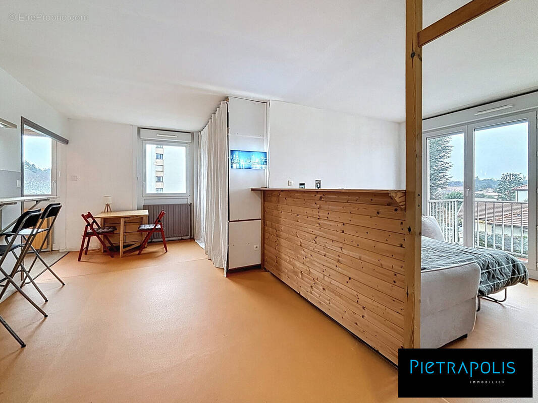 Appartement à BRON