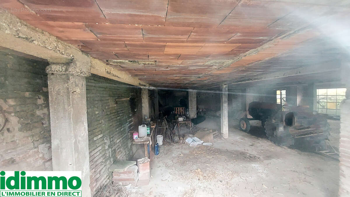 CINTEGABELLE-Corps de ferme 7 pièces 300 m2 - photo 3