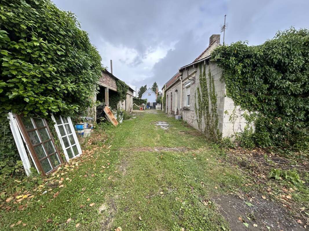 Maison 98 m² à Villers-Guislain  - photo 3