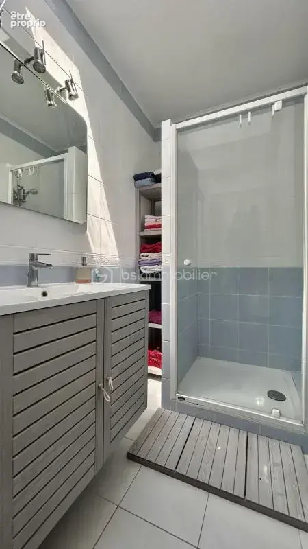 Maison mitoyenne T5 de 95 m² avec jardin  – Rue Lucien-Sampaix, Échirolles - photo 11