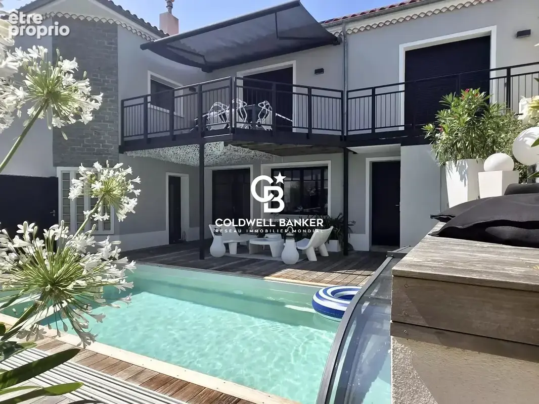 Les Sables-d’Olonne – Quartier des Présidents – Villa rénovée avec piscine à 50 m de la plage - photo 2
