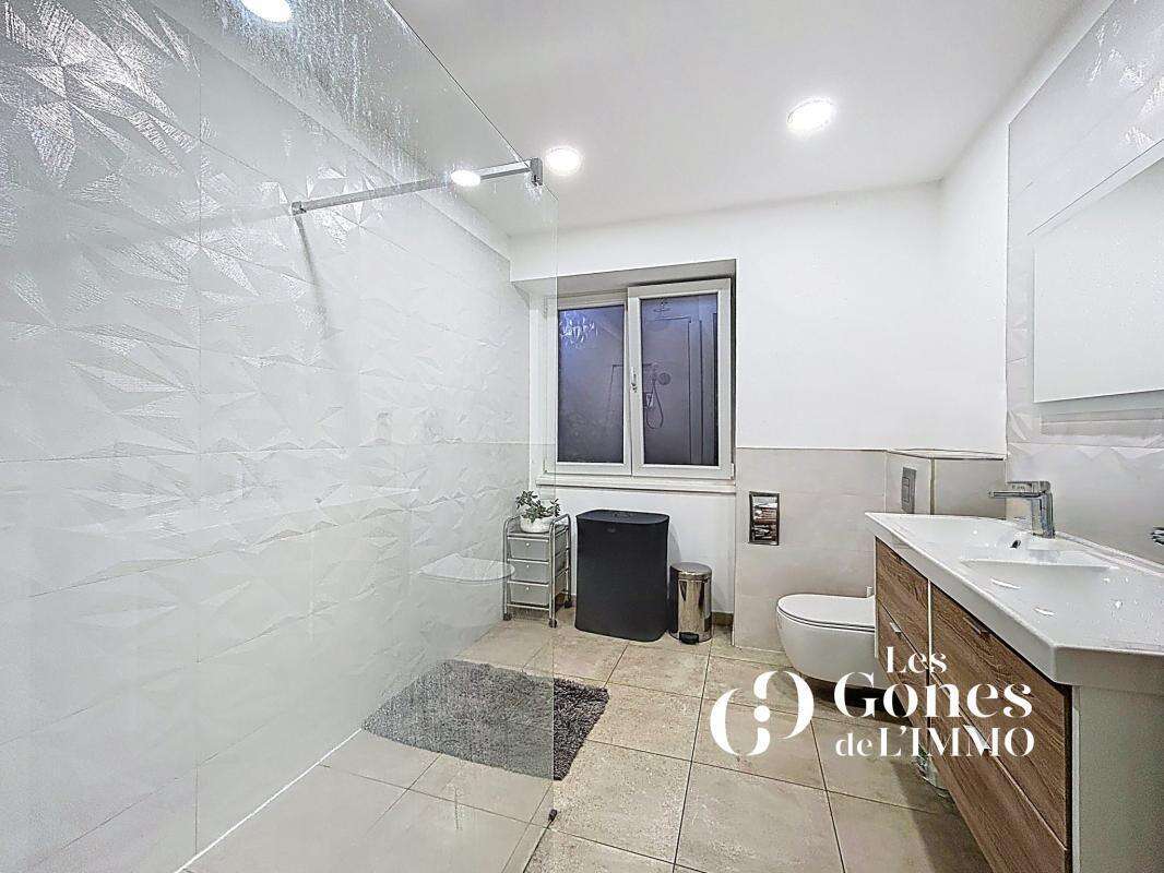 Maison à TASSIN-LA-DEMI-LUNE