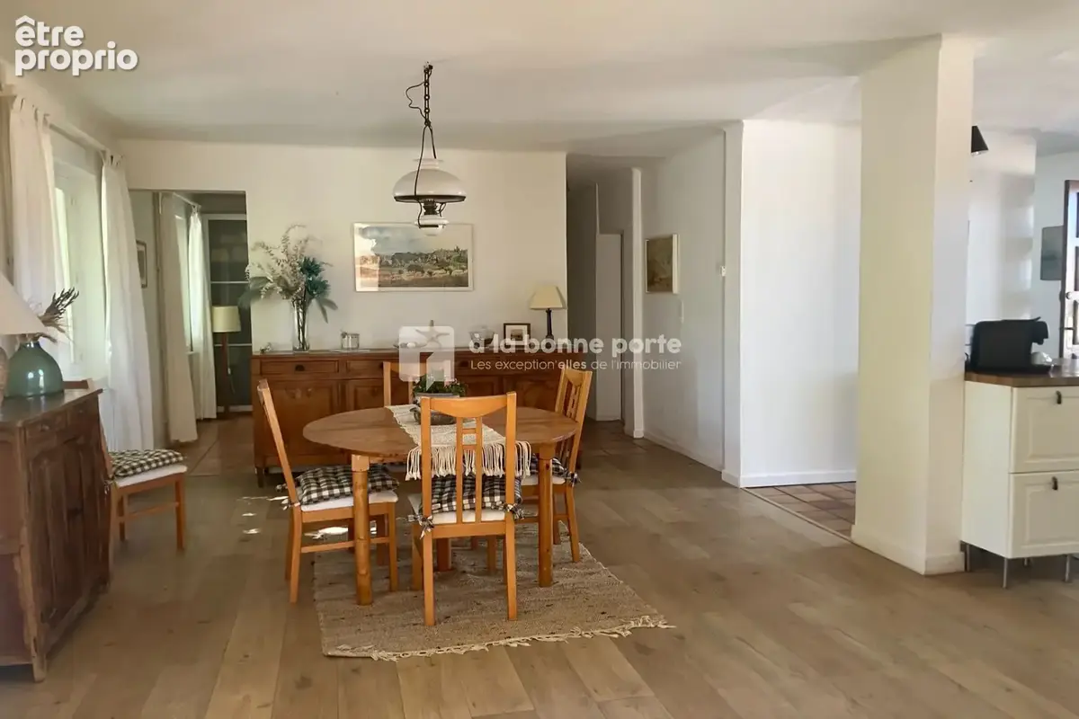 Maison 6 pièces 175 m² à vendre à Rognes (13840) - photo 9
