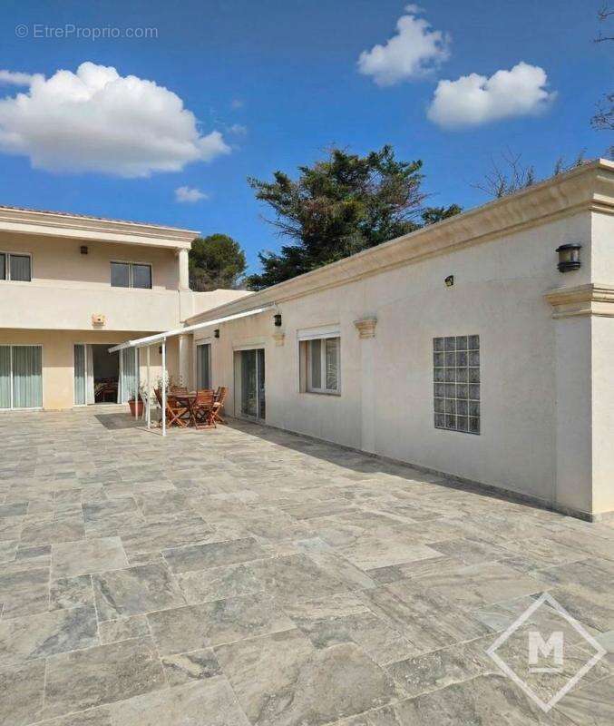 Maison à MARSEILLE-12E