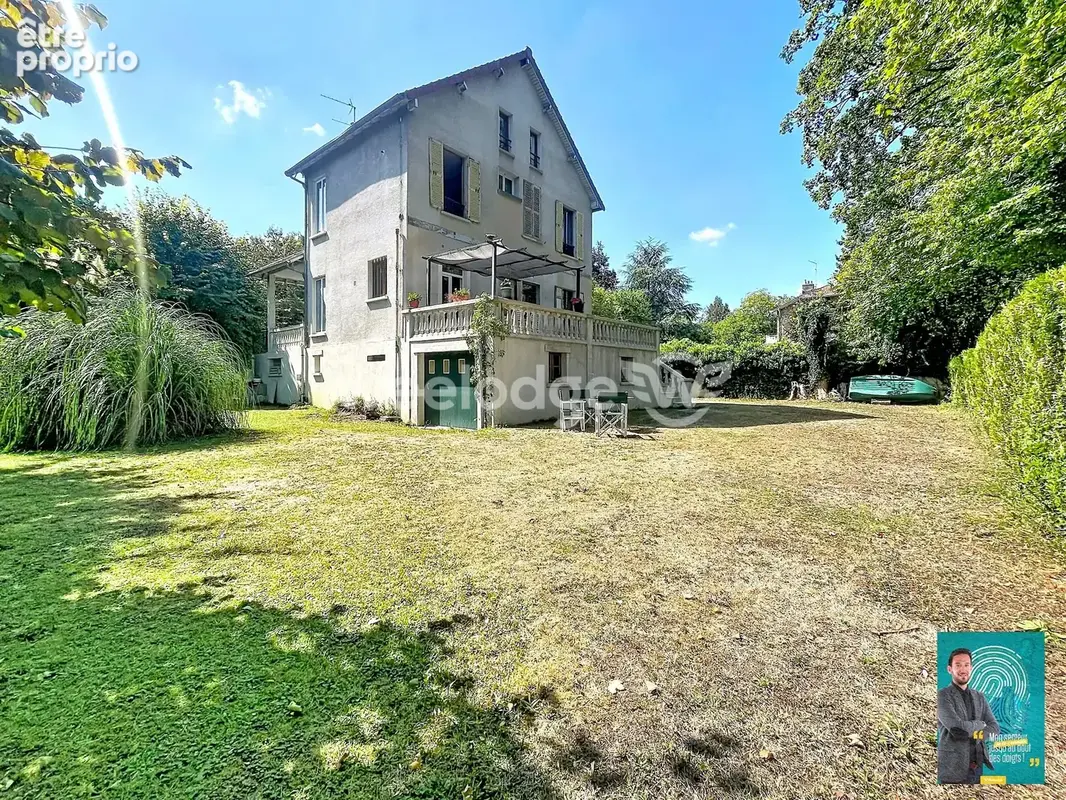 Photo Maison à Jouy-Le-Moutier au prix de 479 900€