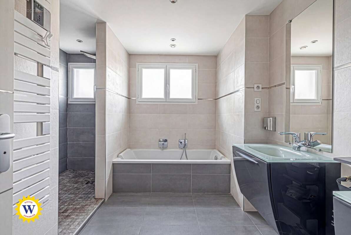 Maison à CAGNES-SUR-MER