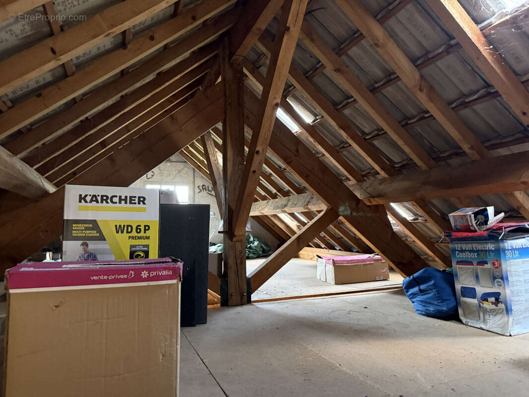 Sublime propriété T 7 avec 2 garages sur un terrain de 1480 m2 - photo 10