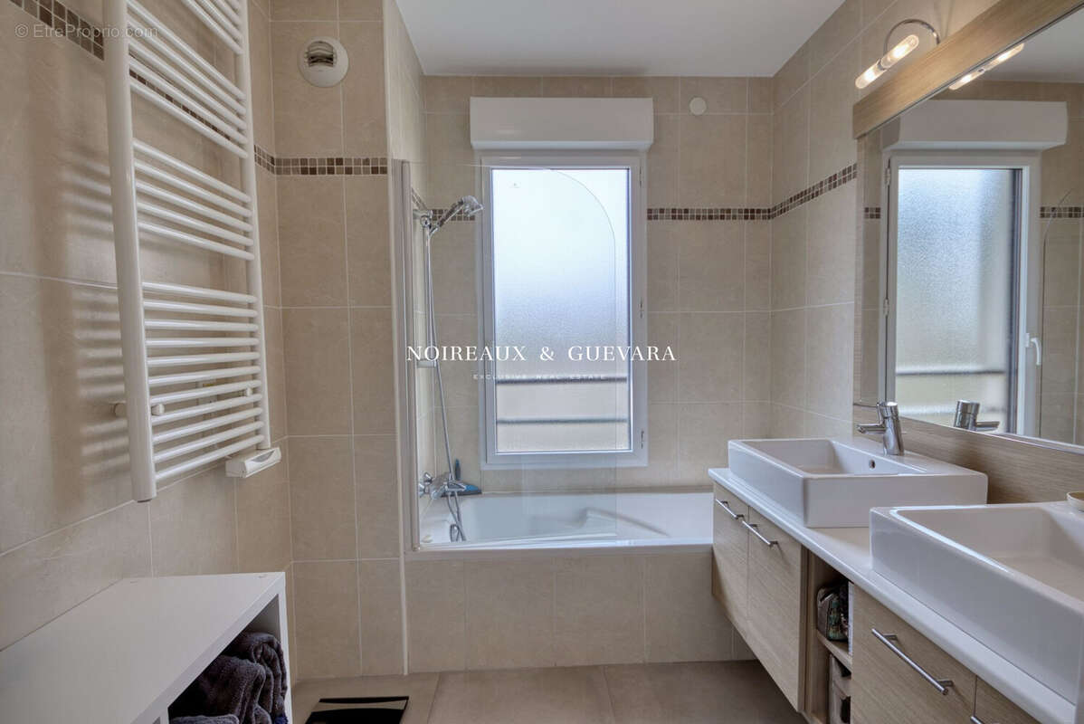 Appartement 85 m² à Cannes  - photo 8