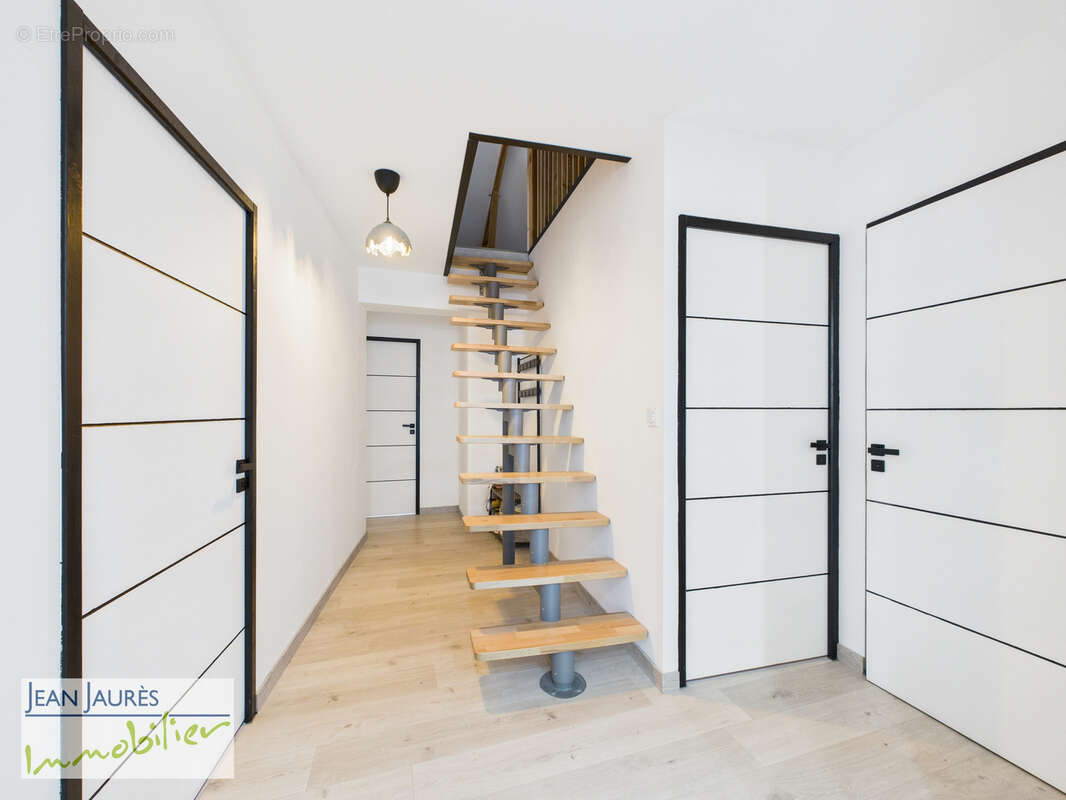 Maison à ERVY-LE-CHATEL