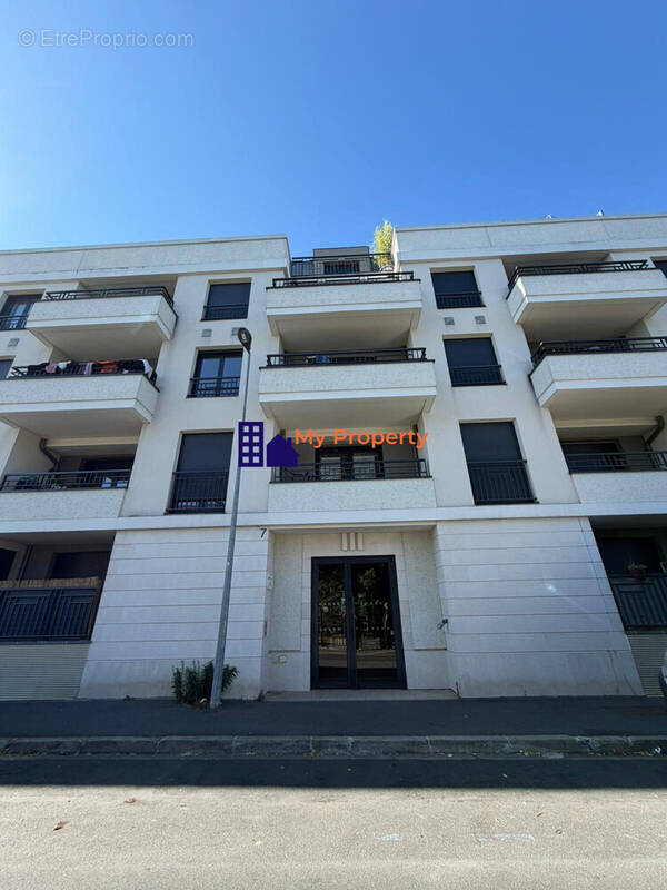 Parking à HOUILLES