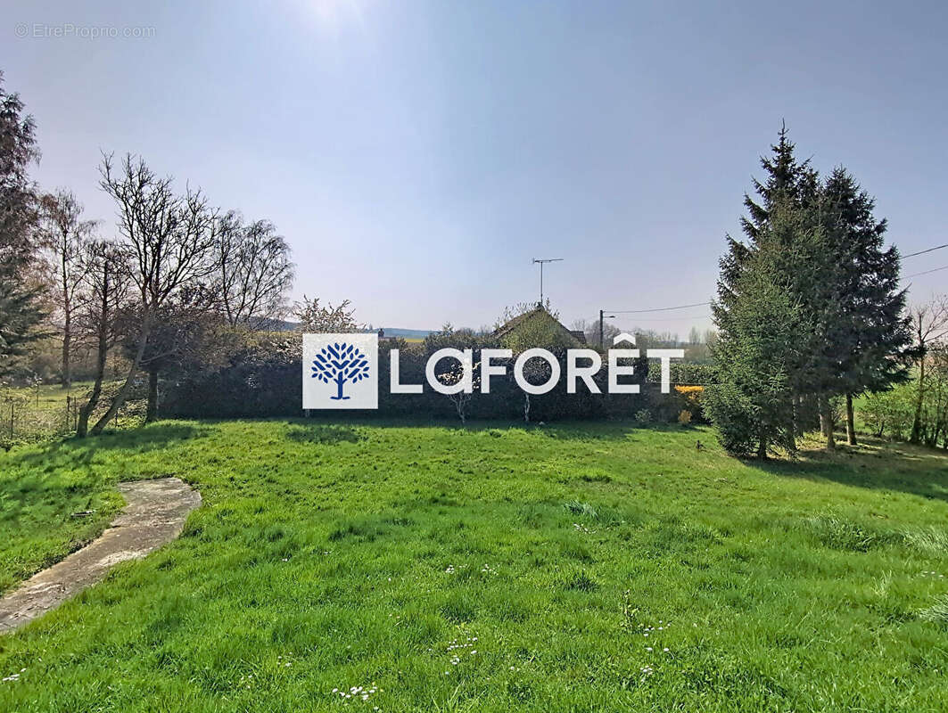 Maison à JOUY-LE-CHATEL