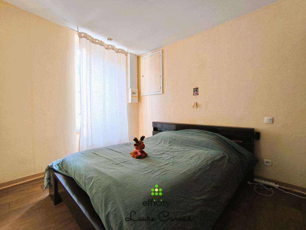 Appartement à MOUTIERS-LES-MAUXFAITS