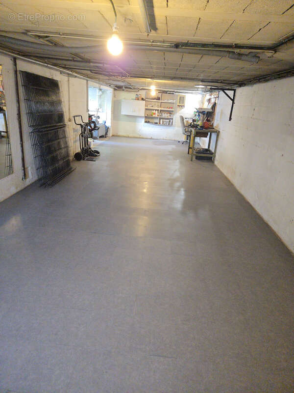 Maison à JOUY-LE-CHATEL