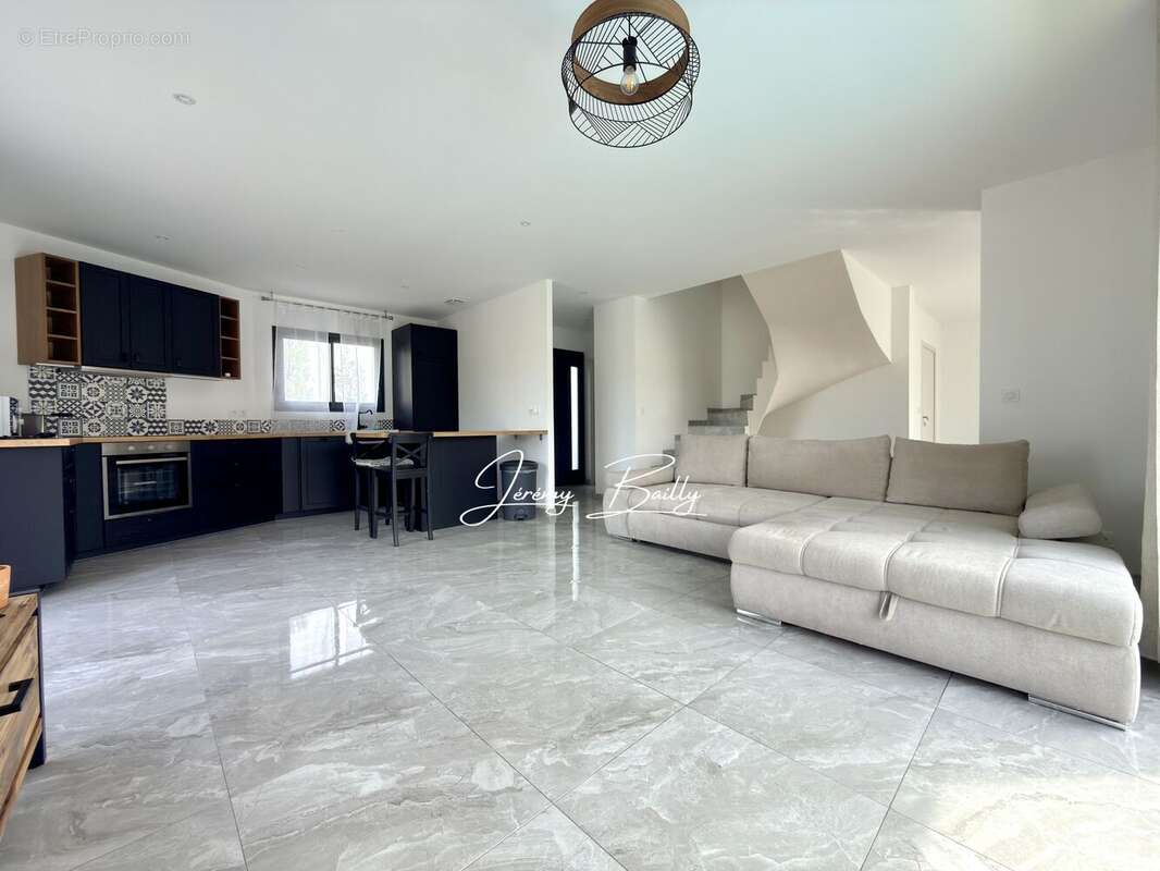 Maison 105 m² à Salses-Le-Chateau  - photo 23