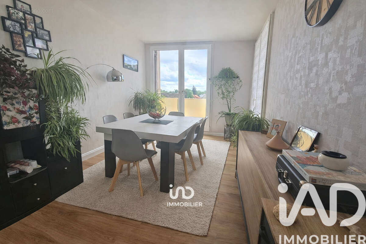 Photo 4 - Appartement à ARPAJON