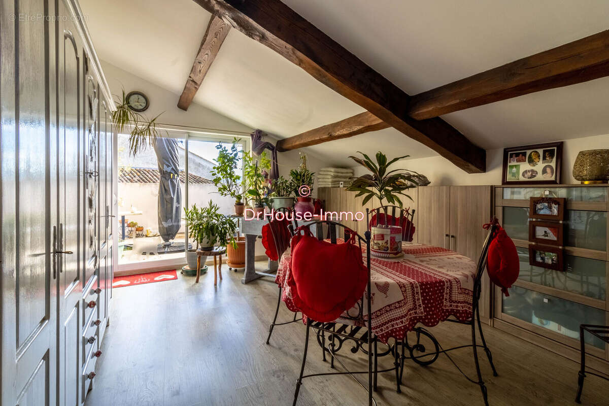 Maison 132 m² à Saint-Denis  - photo 30