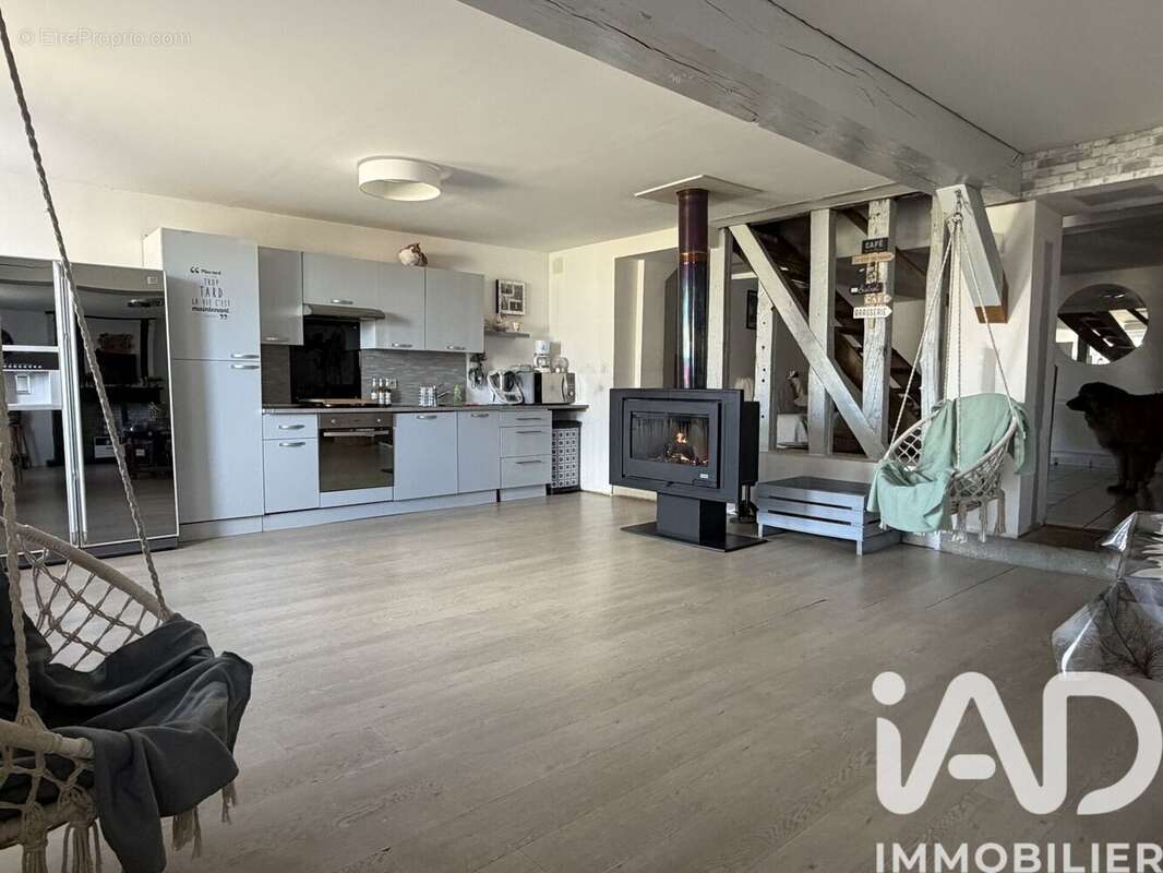 Maison 208 m² à Wassy  - photo 3
