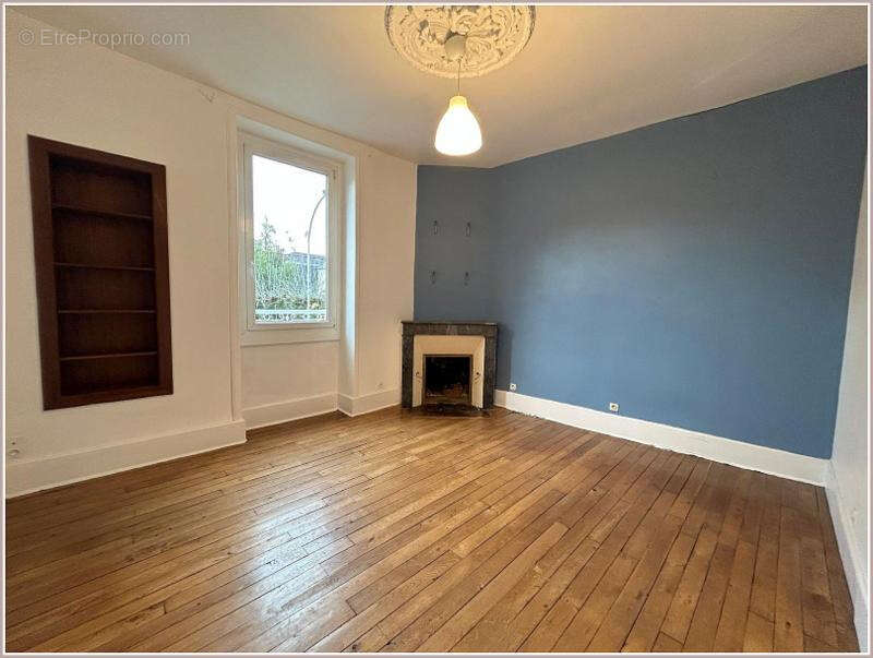 Maison à BRIVE-LA-GAILLARDE