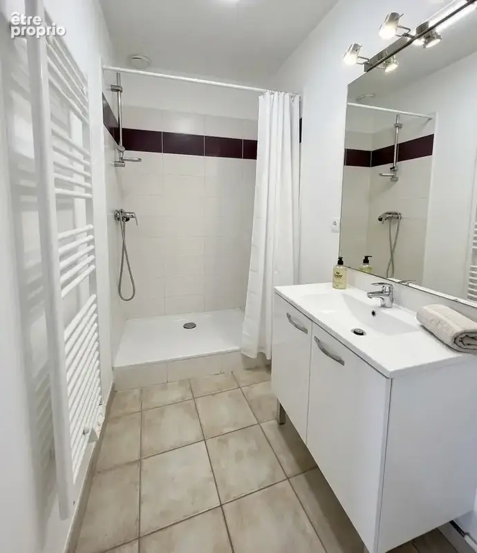 Appartement 3 pièces 49 m² à vendre à Vienne (38200) - photo 2