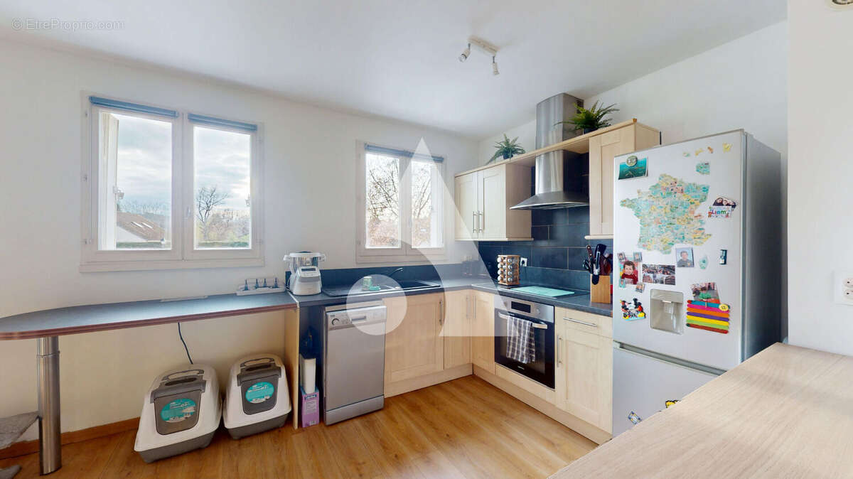 Appartement à LARDY