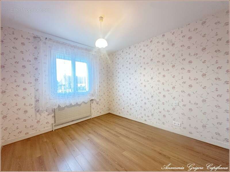 Maison à COURVILLE-SUR-EURE