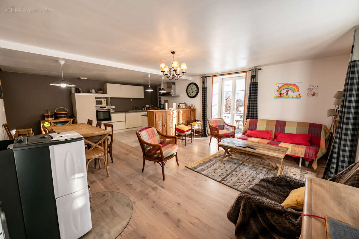 Appartement à JOUGNE