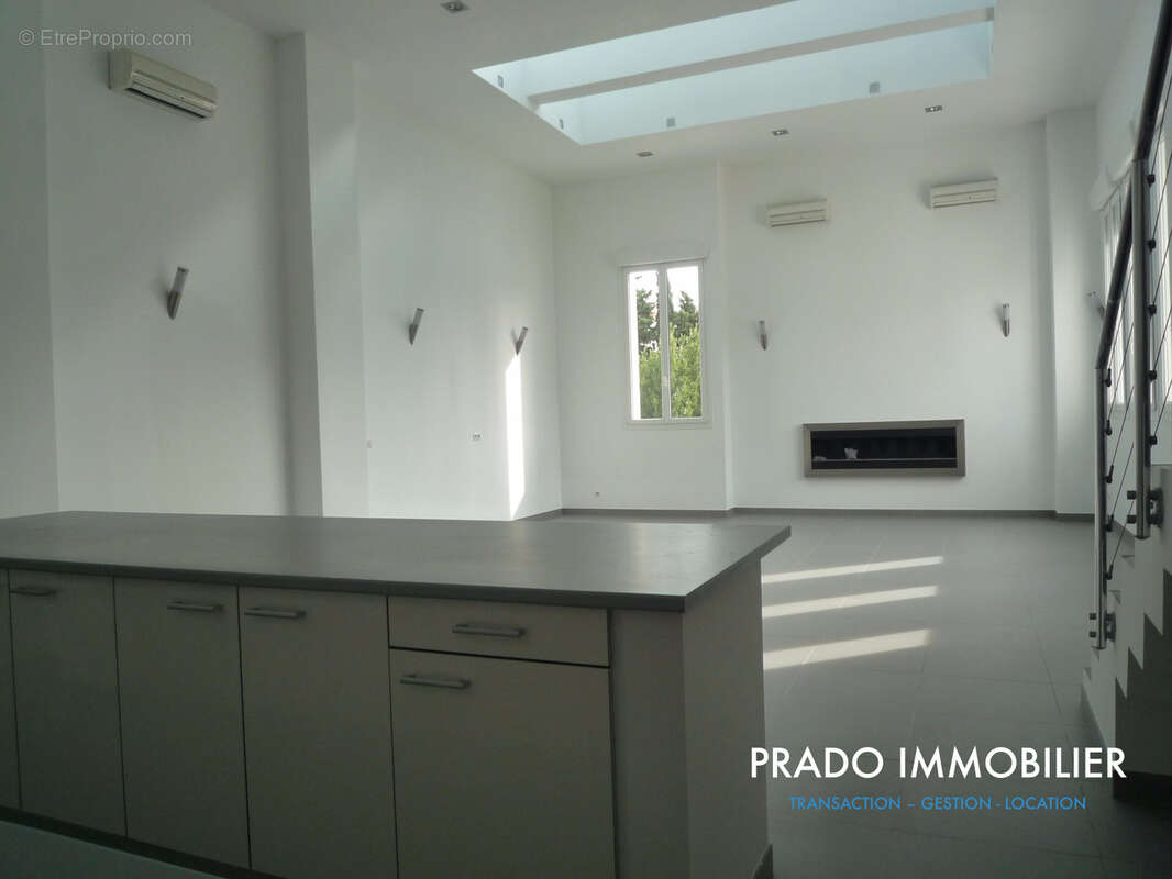 Appartement à MARSEILLE-11E