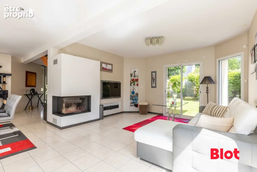 Maison 6 pièces 163 m² à vendre à Bedee (35137) - photo 4