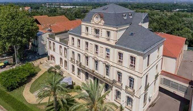 INVESTISSEMENT LOCATIF  LE SOLER  Résidence EHPAD Sainte-Eugénie  9.16% de rentabilité - photo 1