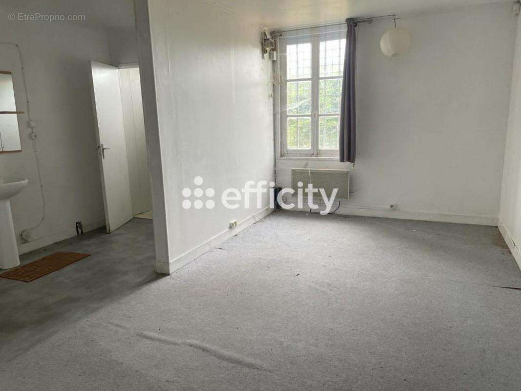 Locaux/Biens immobiliers - photo 6