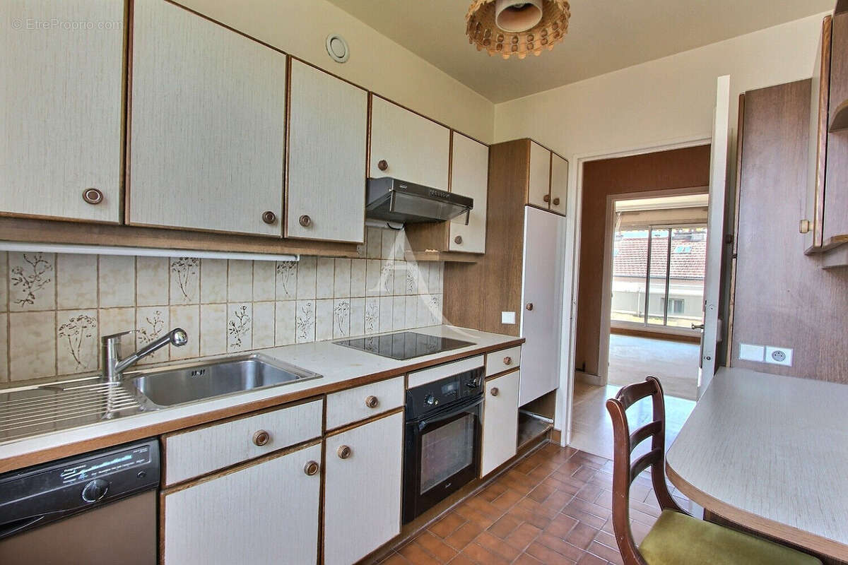 Appartement à ASNIERES-SUR-SEINE