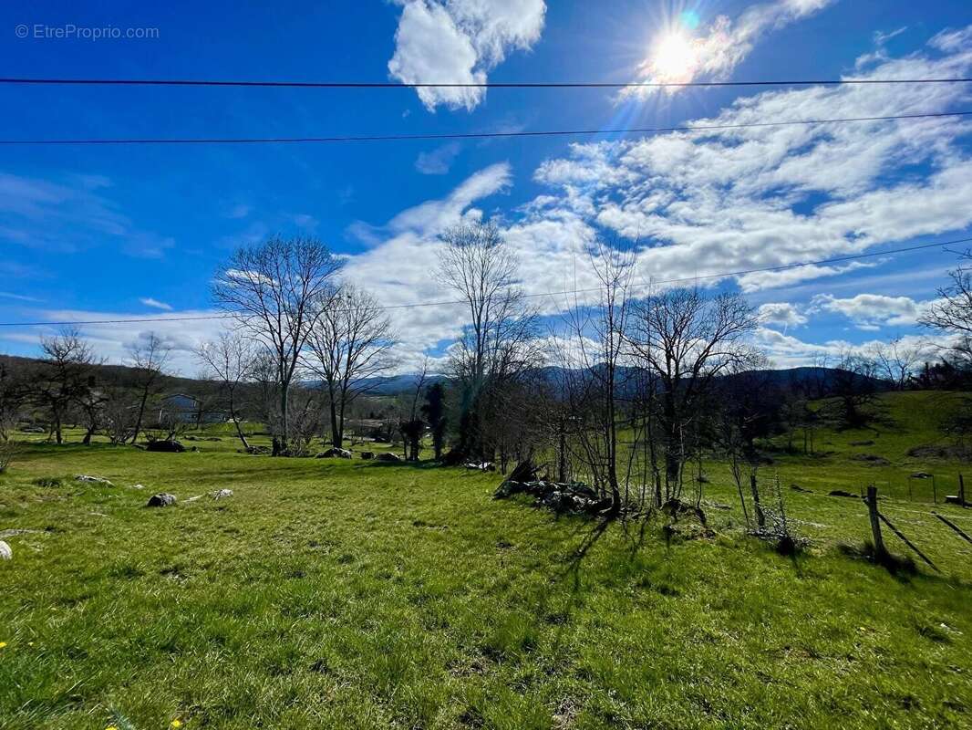 Terrain constructible sur la commune de Montjoie En Couserans - photo 3