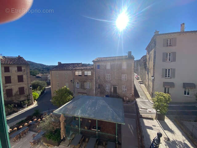 Appartement à LA GARDE-FREINET