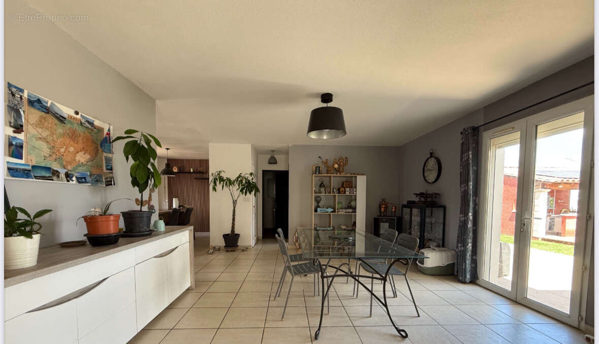 Maison à LEZIGNAN-CORBIERES