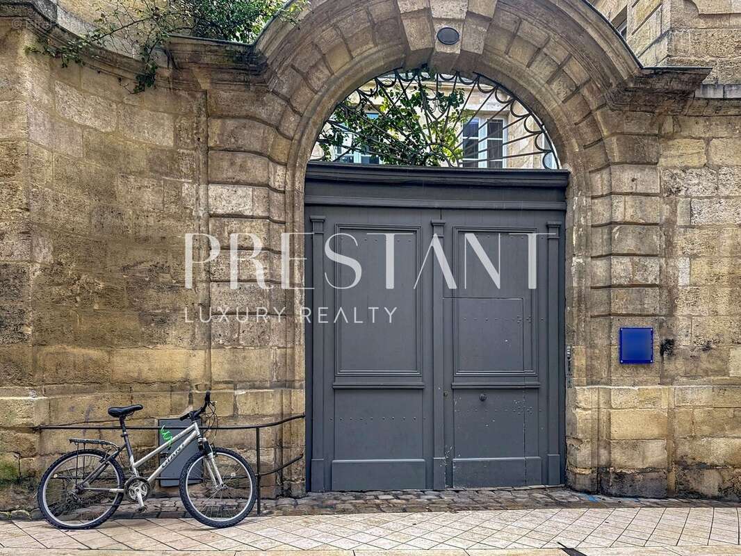 Appartement à BORDEAUX