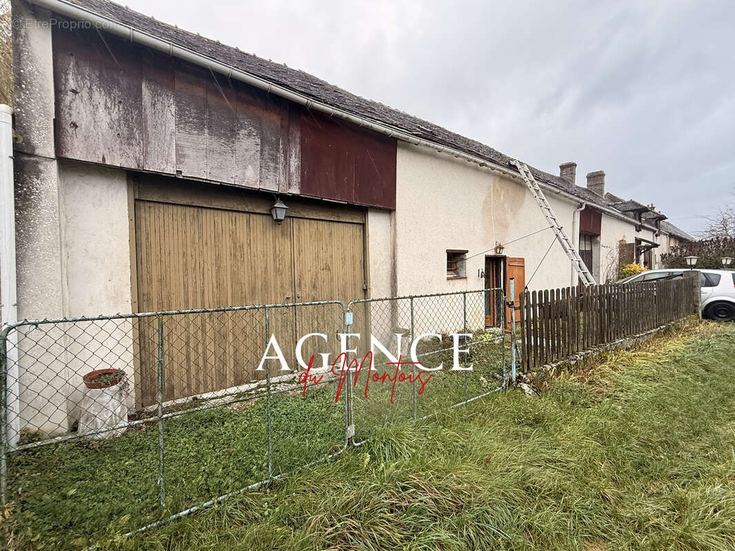 Maison à DONNEMARIE-DONTILLY