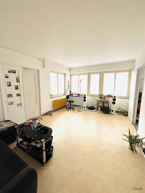Salon-Séjour - Appartement à NANCY