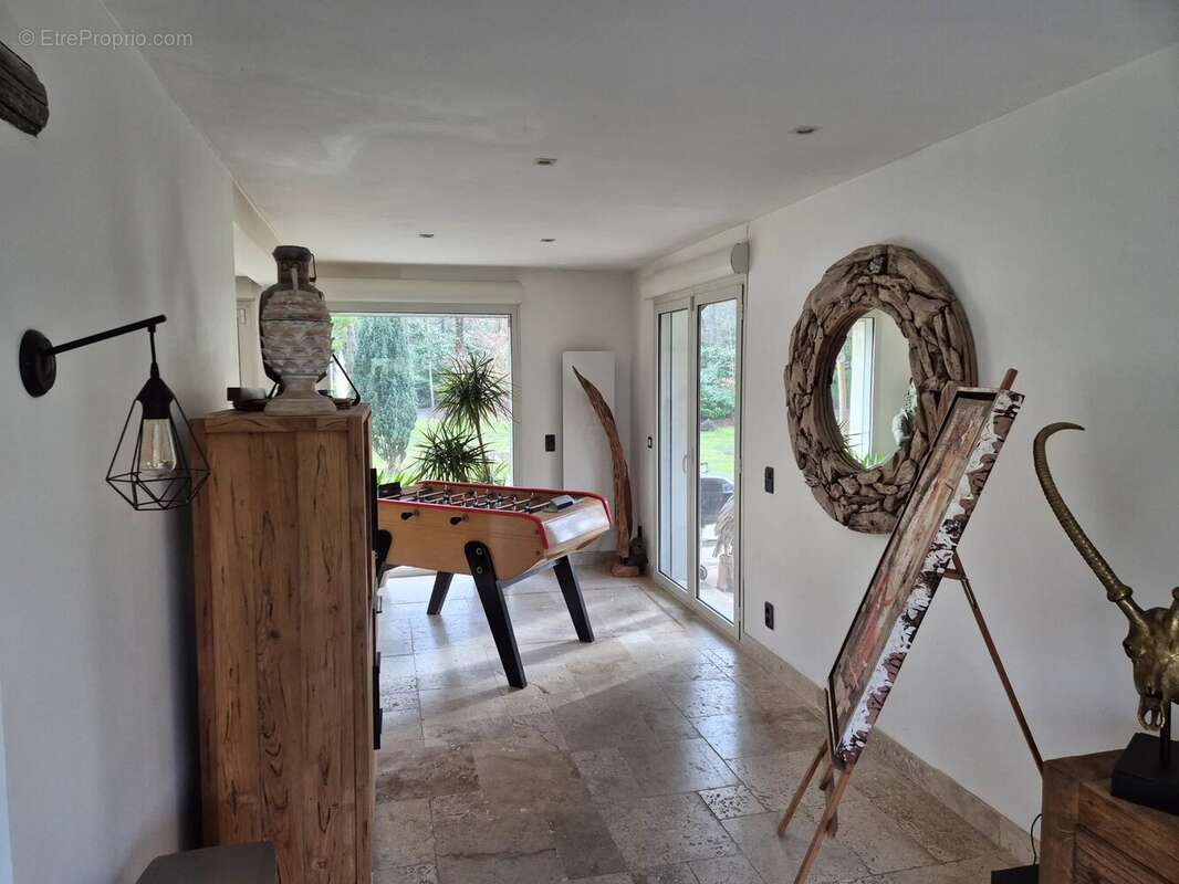 Maison à NOISY-SUR-ECOLE